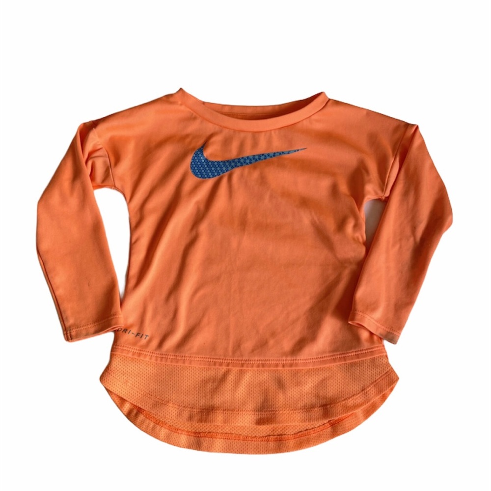 Nike tee
